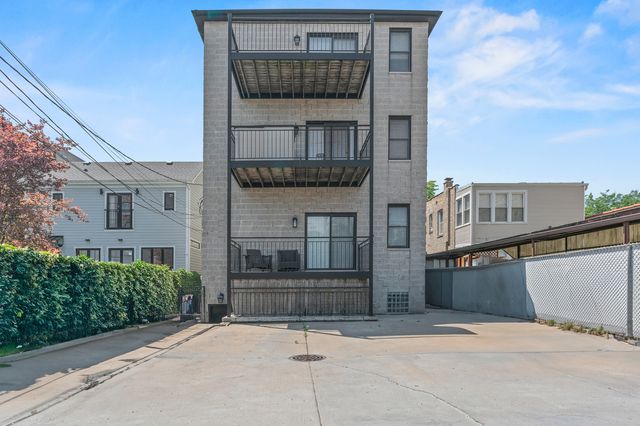 4341 N Mozart Street 1, Chicago, IL 60618