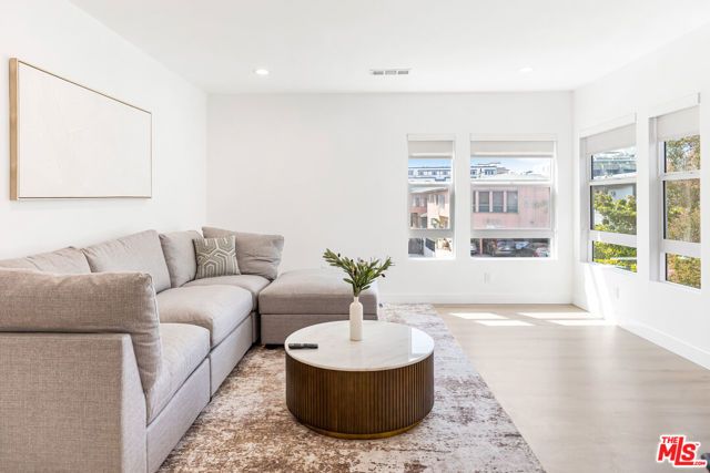 1342 S Ogden Drive, Los Angeles, CA 90019