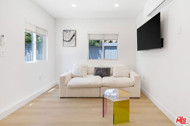1342 S Ogden Drive, Los Angeles, CA 90019