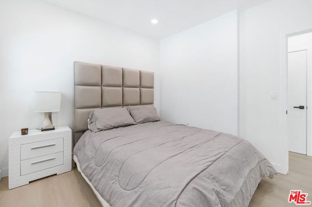 1342 S Ogden Drive, Los Angeles, CA 90019