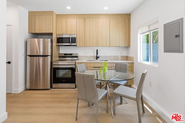 1342 S Ogden Drive, Los Angeles, CA 90019