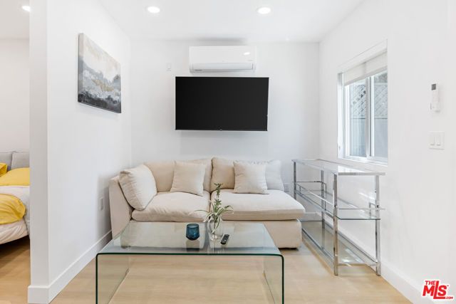 1342 S Ogden Drive, Los Angeles, CA 90019