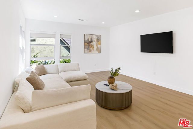 1342 S Ogden Drive, Los Angeles, CA 90019