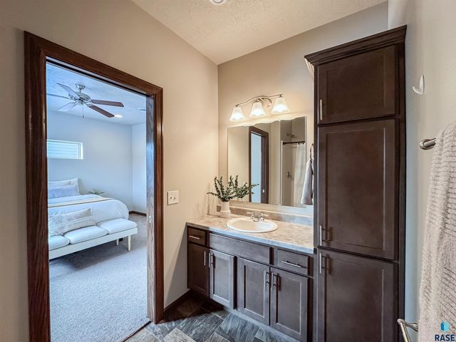 3405 E Bison Trl Trail, Sioux Falls, SD 57108