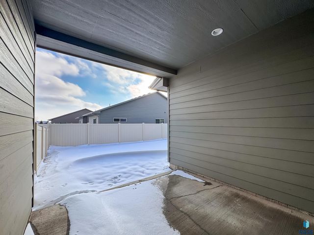 3405 E Bison Trl Trail, Sioux Falls, SD 57108