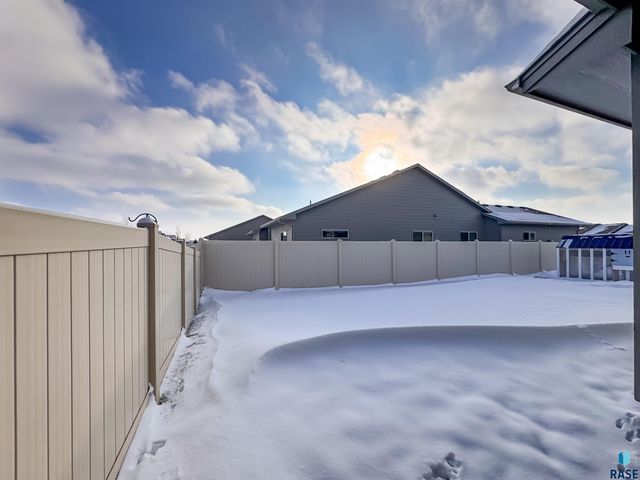 3405 E Bison Trl Trail, Sioux Falls, SD 57108