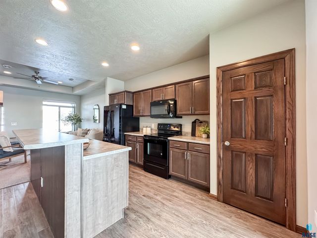 3405 E Bison Trl Trail, Sioux Falls, SD 57108
