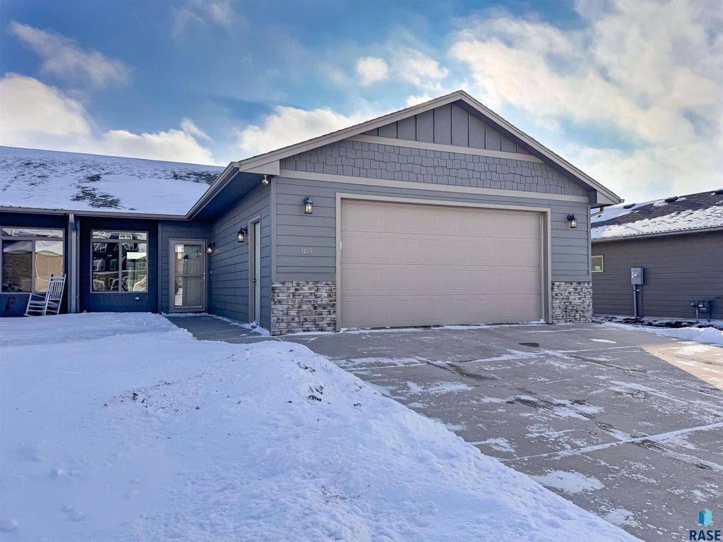 3405 E Bison Trl Trail, Sioux Falls, SD 57108
