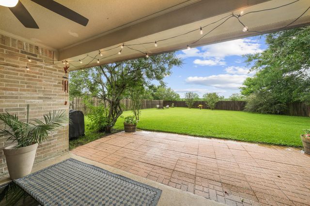 11718 Santa Fe Trail, Santa Fe, TX 77510