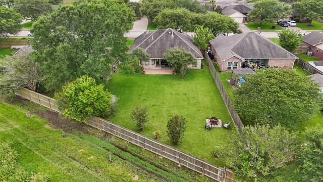 11718 Santa Fe Trail, Santa Fe, TX 77510