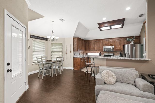 11718 Santa Fe Trail, Santa Fe, TX 77510