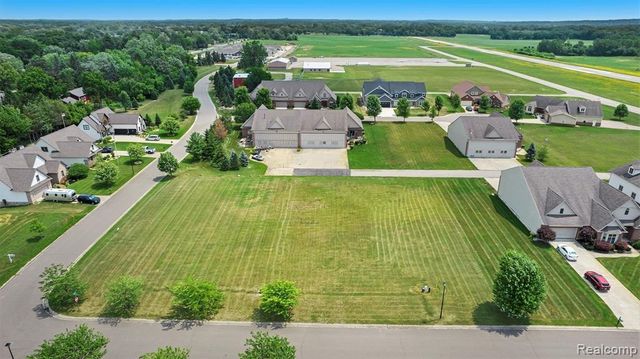 15051 Poberezny Court, Fenton Twp, MI 48451