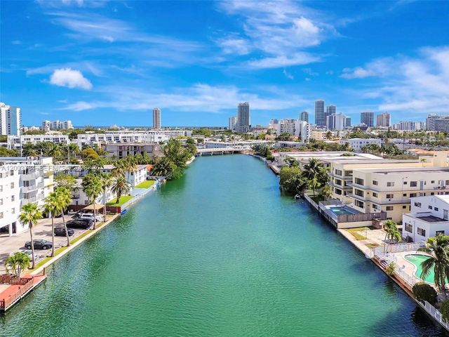 1195 Marseille Dr 5, Miami Beach, FL 33141