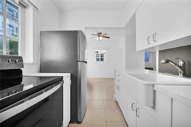 1195 Marseille Dr 5, Miami Beach, FL 33141