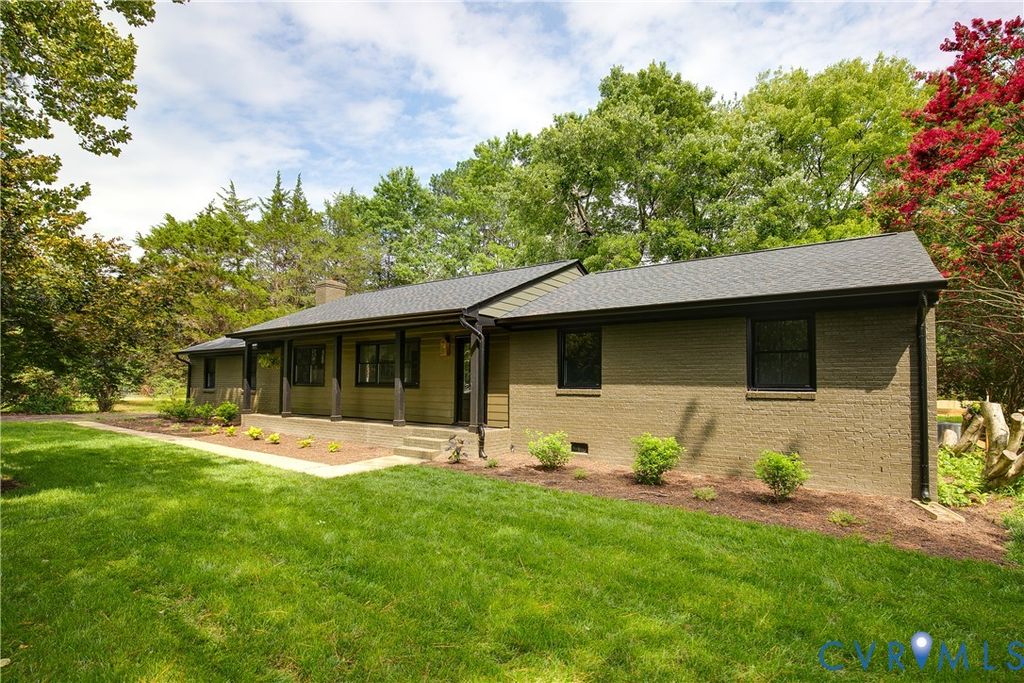 4601 Otterdale Rd, Moseley, VA 23120