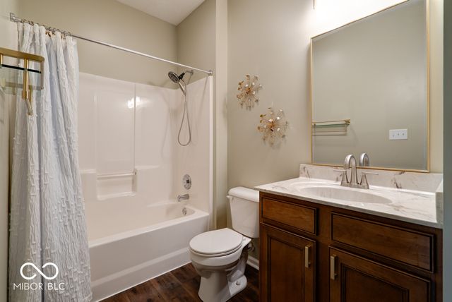 5611 Lipizzan Lane, Plainfield, IN 46168