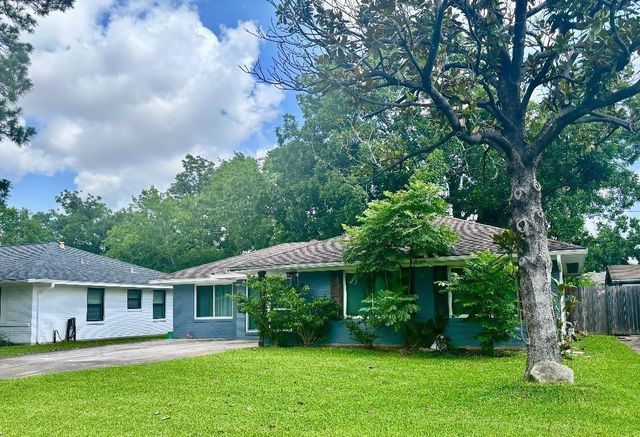 2306 Hialeah Drive, Houston, TX 77018