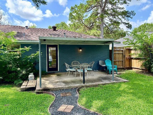 2306 Hialeah Drive, Houston, TX 77018