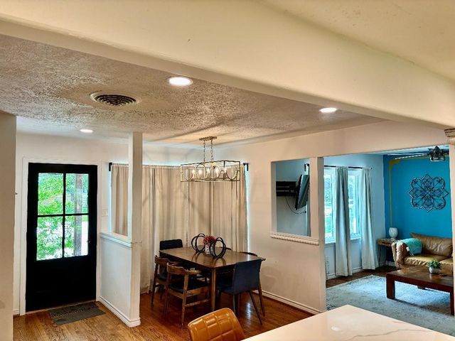 2306 Hialeah Drive, Houston, TX 77018