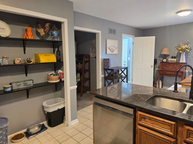 45603 Bristol Bay Drive, Macomb Twp, MI 48044