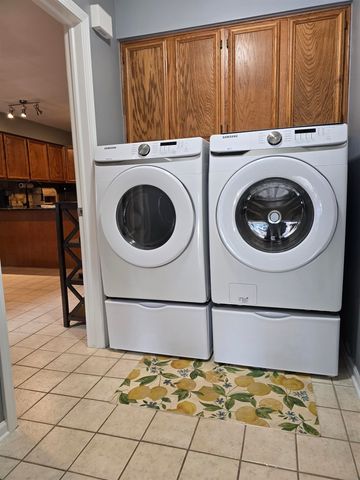 45603 Bristol Bay Drive, Macomb Twp, MI 48044