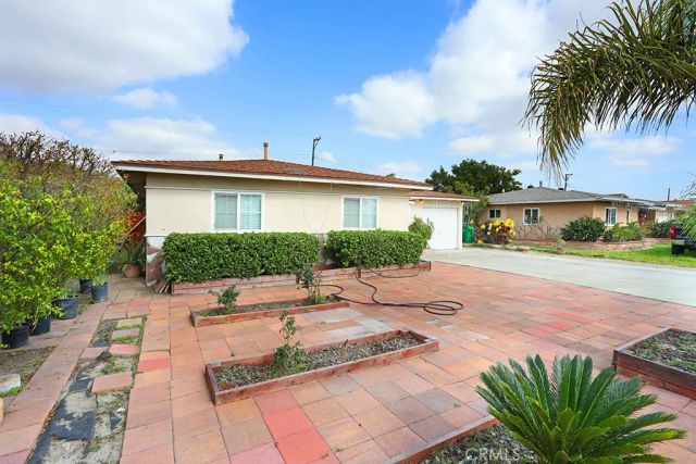 9121 Reading Ave, Westminster, CA 92683