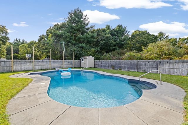 2783 Cranberry Hwy, Wareham, MA 02571