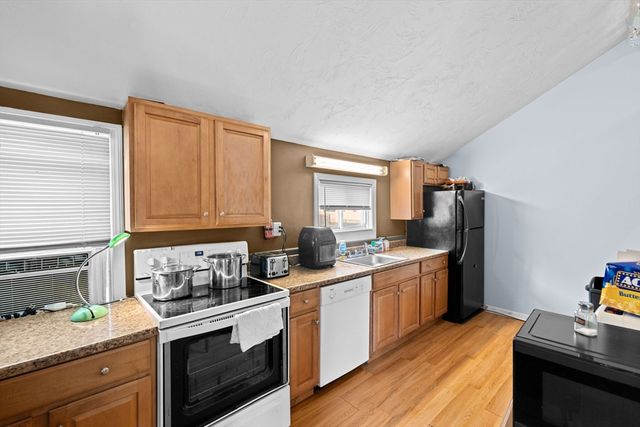 2783 Cranberry Hwy, Wareham, MA 02571