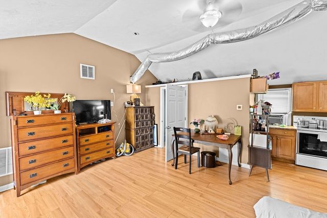 2783 Cranberry Hwy, Wareham, MA 02571