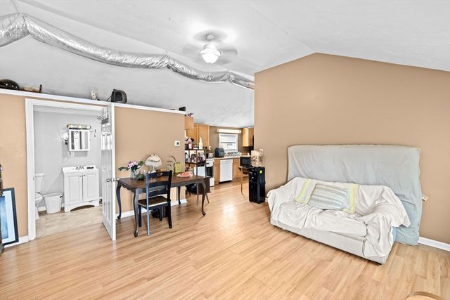 2783 Cranberry Hwy, Wareham, MA 02571