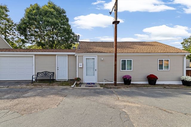 2783 Cranberry Hwy, Wareham, MA 02571