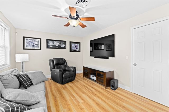 2783 Cranberry Hwy, Wareham, MA 02571