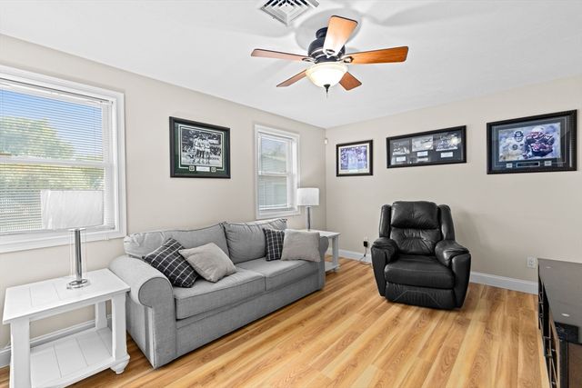 2783 Cranberry Hwy, Wareham, MA 02571