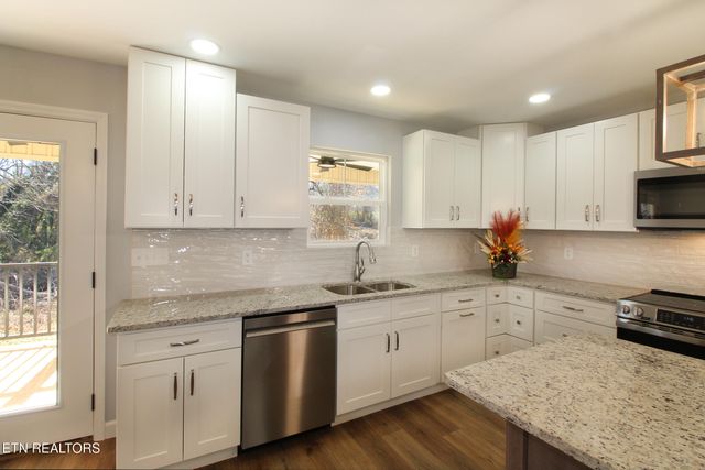 116 Longvale Drive, Knoxville, TN 37920