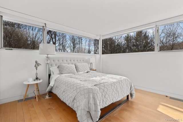 54 Cross Pond Road, Pound Ridge, NY 10576