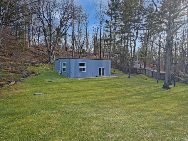 54 Cross Pond Road, Pound Ridge, NY 10576