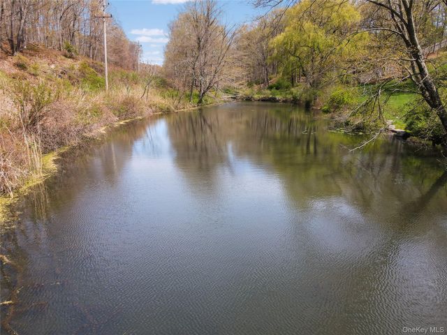 54 Cross Pond Road, Pound Ridge, NY 10576