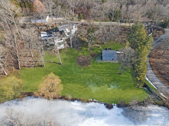 54 Cross Pond Road, Pound Ridge, NY 10576