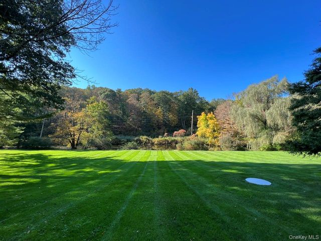 54 Cross Pond Road, Pound Ridge, NY 10576