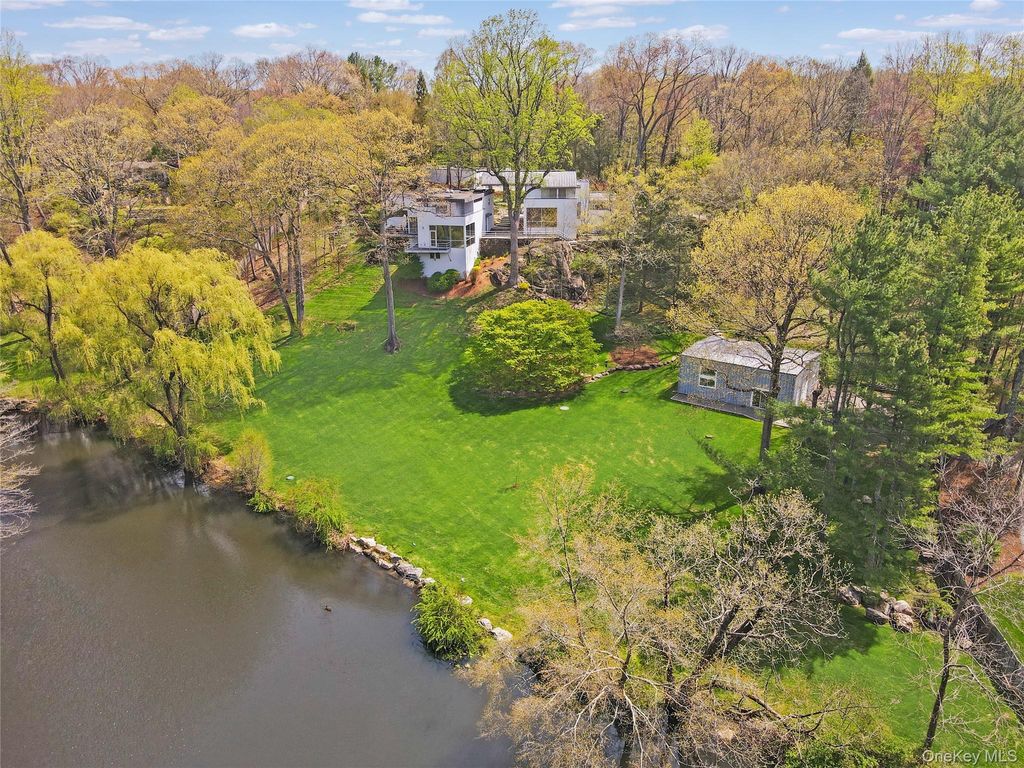 54 Cross Pond Road, Pound Ridge, NY 10576