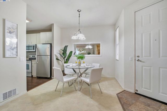 85560 MONTERRA TERRACE 301, Union City, CA 94587