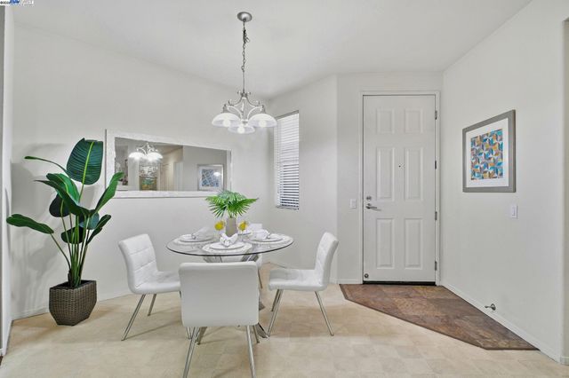 85560 MONTERRA TERRACE 301, Union City, CA 94587