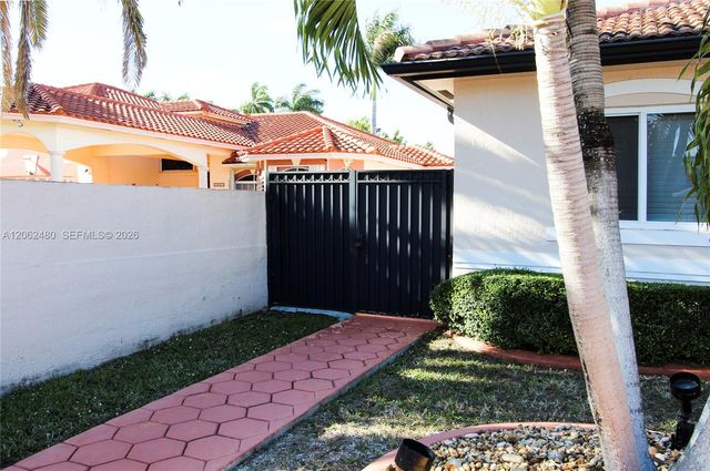13797 SW 20th St, Miami, FL 33175