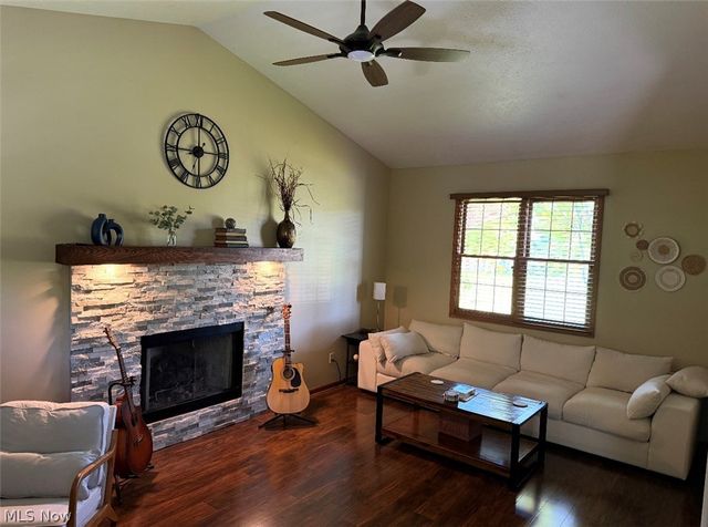 5547 Cider Mill Crossing, Austintown, OH 44515