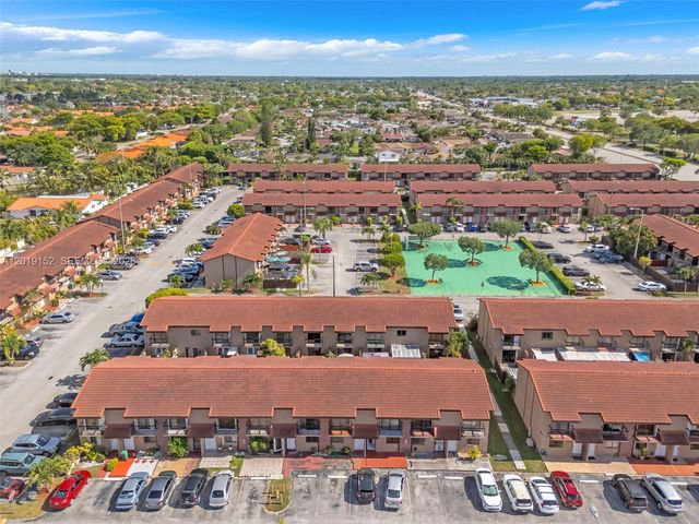 1811 SW 107th Ave 2302, Miami, FL 33165