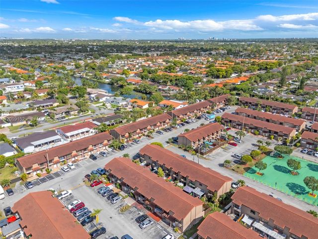 1811 SW 107th Ave 2302, Miami, FL 33165