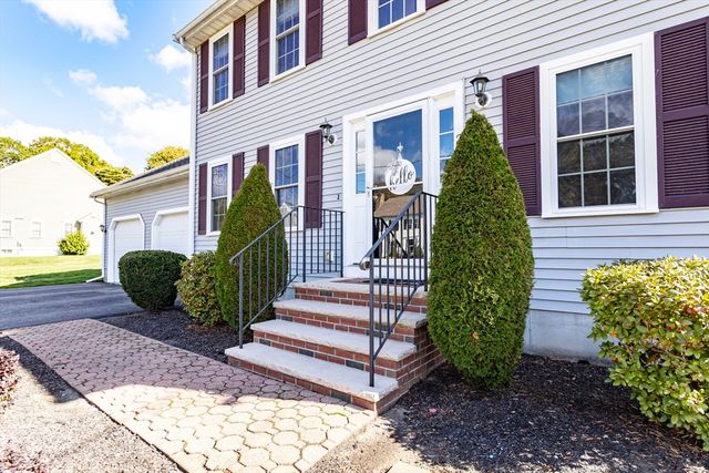 21 Cathy Ln, Brockton, MA 02301