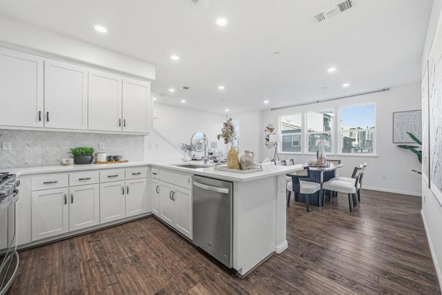 621 Blackbury Lane, San Jose, CA 95133