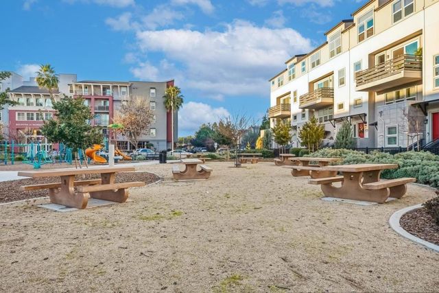 621 Blackbury Lane, San Jose, CA 95133