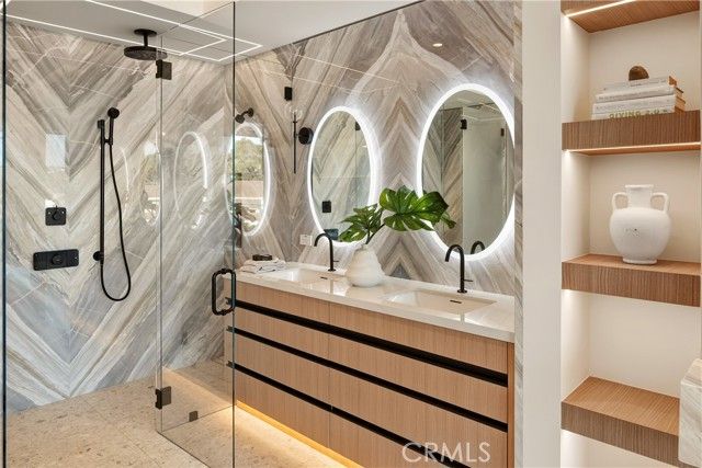 840 Gainsborough, Laguna Beach, CA 92651